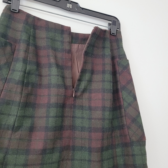 Festive Green & Brown Plaid Mini Skirt w/Big Side Pockets - Picture 7 of 10